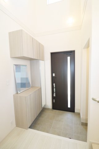 【郡山市小原田２丁目　　　1号棟　　　小原田小学校、小原田中学区の玄関】