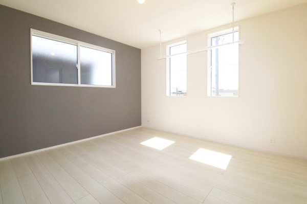 【郡山市小原田２丁目　　　1号棟　　　小原田小学校、小原田中学区の洋室】