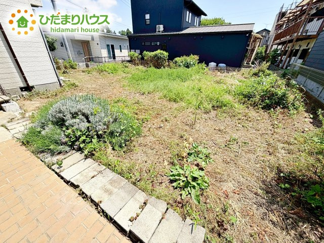 お庭付物件になります！お庭遊びや、プールなどお子様も大喜び(^^)