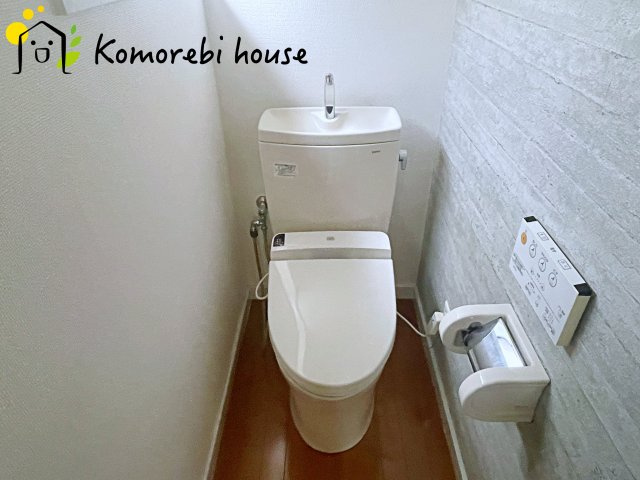 コンパクトで使いやすいトイレです
