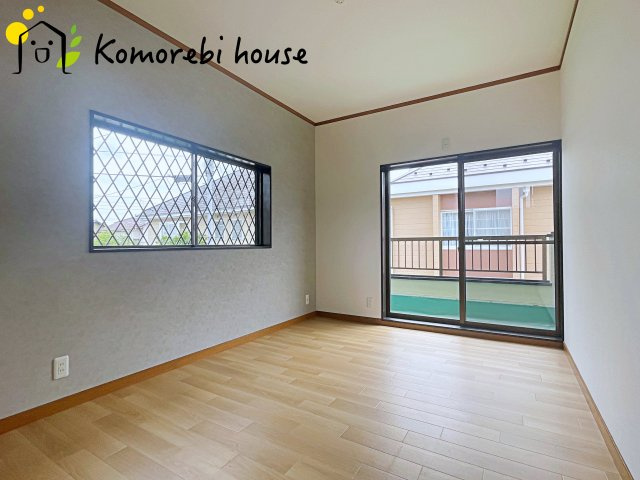 使い勝手のいい寝室です