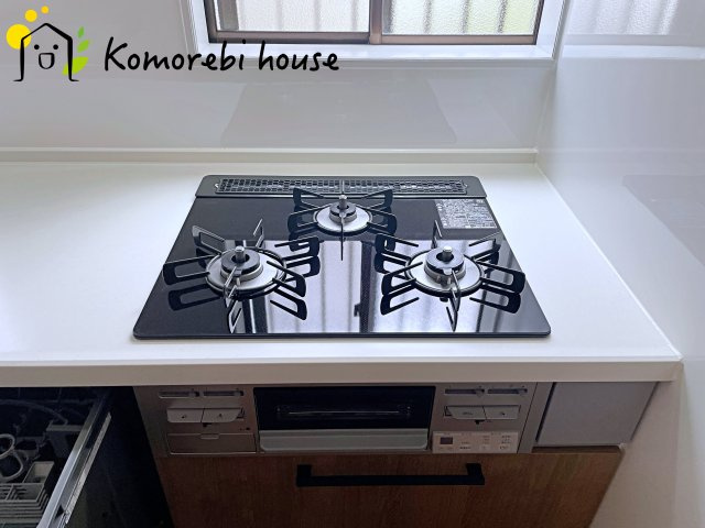 コンパクトなキッチンで掃除もラクラク