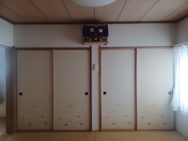 たっぷりとした収納スペースです