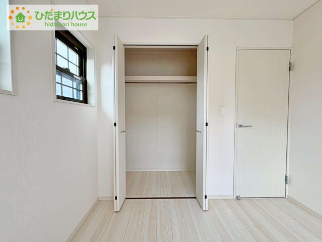 お洋服の多い女性に人気！収納力の高いクローゼット付☆彡