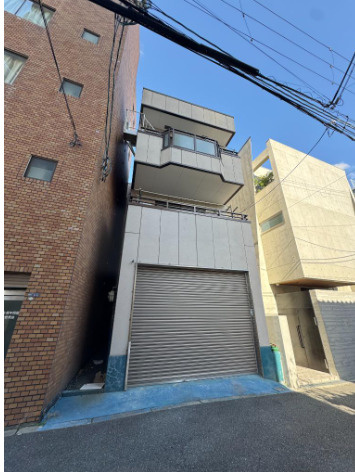 ☆平成14年建築のお家ですので外壁もまだ、あだまだキレイです！