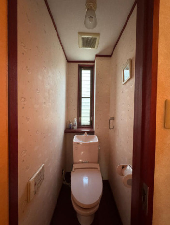 落ち着いたトイレです