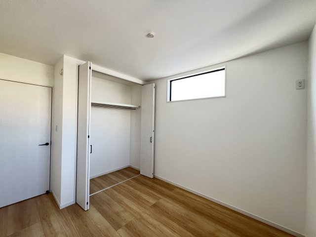 子供部屋にぴったり洋室5.2帖　クローゼット付き
