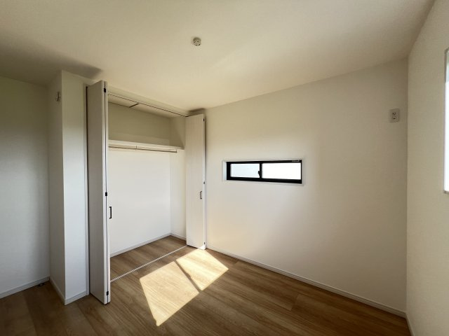 洋室5.2帖　クローゼット付き