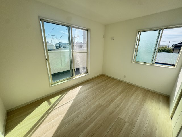 2面採光でより明るいお部屋です。