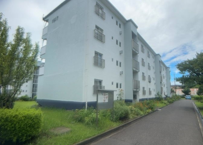 空家となっておりますので実際の陽当りや室内空間をじっくりご体感いただけます。49．37平米の2ＬＤＫで使いやすいレイアウトが魅力的。事前にご予約いただくことでいつでも現地見学会の対応が可能です。