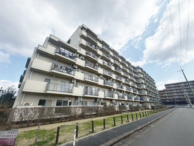 外観：326000237010