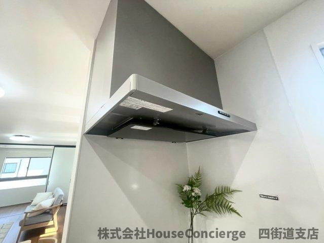 料理中の煙も匂いも、すばやくスッキリ