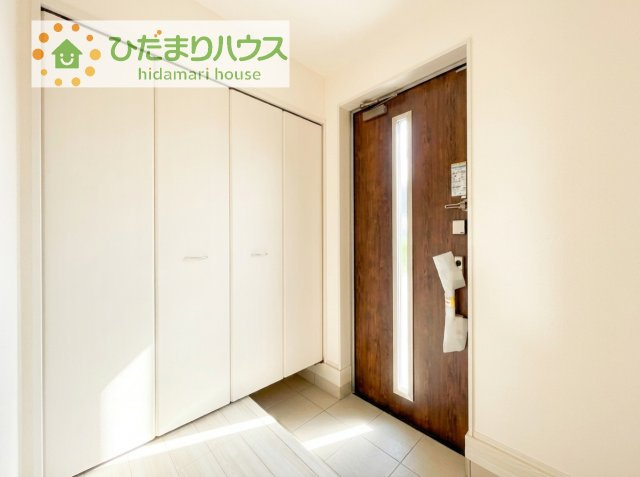 使い勝手の良い大きなシューズボックス☆乱雑になりがちな玄関をスッキリ見せてくれます！