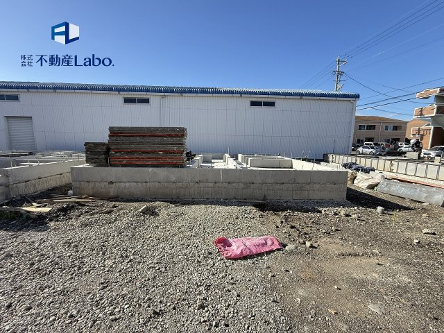 マムやローソン等商業施設が徒歩6分圏内♪