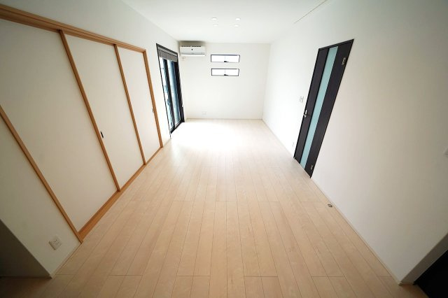 リビングダイニング