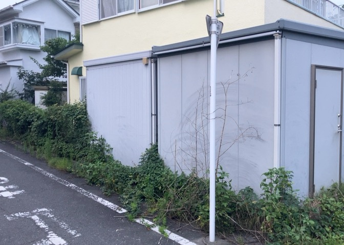 土地を買う際、住む地域の自治体や福祉の補助制度にも注目してみましょう。子供や老人の医療補助やゴミ出しのルールなど、自治体によってルールに大きな違いがあるため、暮らしやすい土地で判断するとよいでしょう。