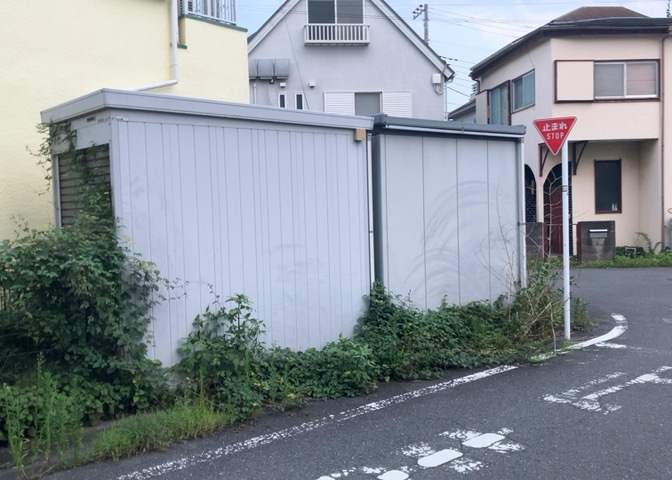 物件の詳細については、現地を見てわかること以外に、役所や法務局などで調べないとわからないことがあります。そのため、現地に行く場合は、もしこの物件を買ったらどのような生活ができるかをイメージしましょう。