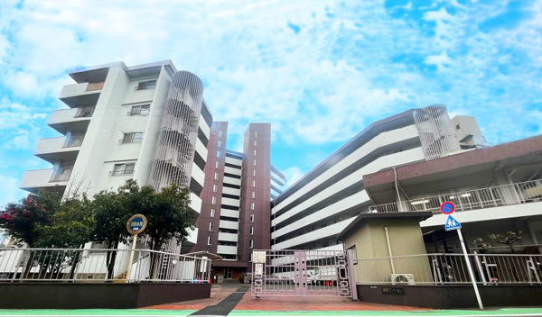 梅田マンションの外観