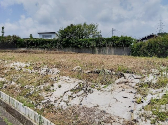 緑豊かな住環境で、ゆとりある住まいづくりが叶います。開放感あふれるロケーションです。