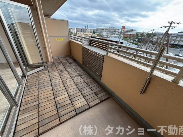 バルコニーがあります