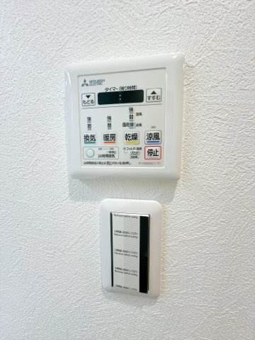 浴室乾燥機付きで、天候を気にせずお洗濯できます◎