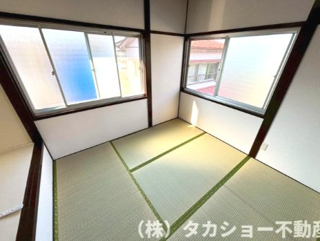 来客時にも便利な和室付き