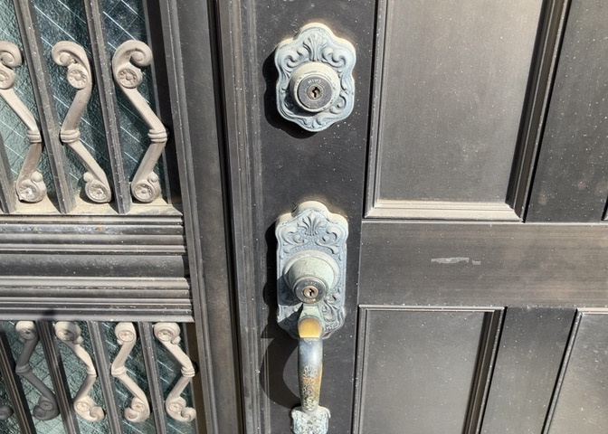 当然のことではありますが、オートロックやセンサーライト、ホームセキュリティーなどの防犯設備があれば、小さいお子様がいるご家庭も安心ですよね！まず物件購入の際は、防犯設備もチェックするようにしましょう。