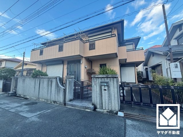全居室8.4帖以上のゆとりある居住空間?で、広々お使いいただけます。全居室に収納もございますので、お部屋の広さを最大限に活用できます。