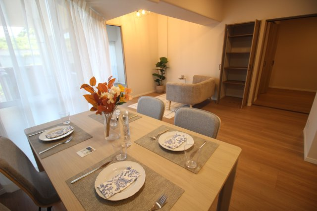 丸ごとリノベーションされているのですぐにでもお住まいいただけますよ！