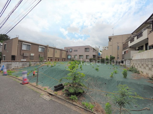 広い敷地面積を活かして開放的な住空間が作れます！大きな窓から明るい光が入る健康的な住環境へ♪