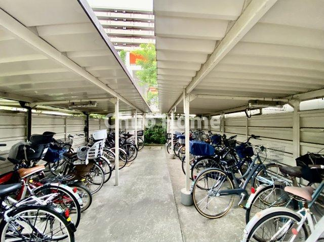 【自転車置き場】最新の空き状況や費用などの詳細は担当スタッフまでお問い合わせください。