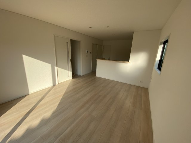 同施工　■□■リビングの写真です■□■　広いリビングで快適に、ゆったりと過ごせますね♪