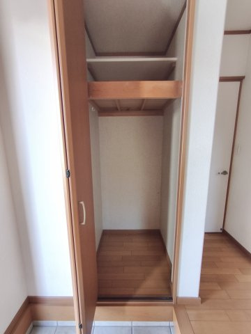 収納もしっかり深さがあります！