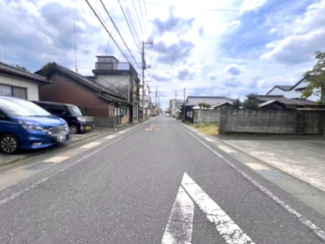 前面道路含む現地写真