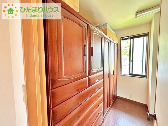 ウォークインクローゼットにつながる空間を生かした収納設計☆彡