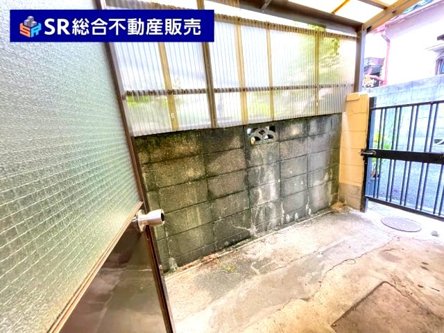 玄関からリビングをグルっと1周できます！