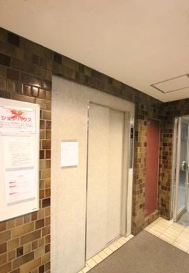 勿論エレベーターが備え付けられています。
