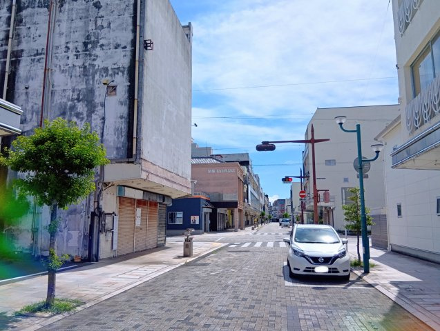 東側方面道路