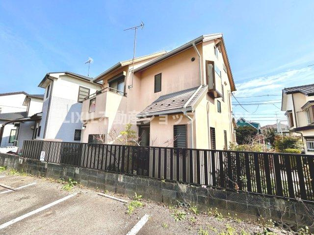 軽量鉄骨造2階建、長期優良住宅などはスタッフまでお問い合わせください。