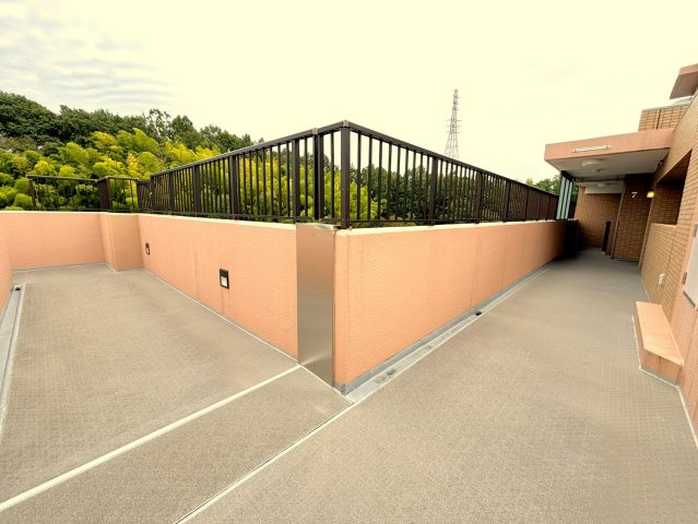 7階部分ワンフロアに贅沢に配置されたプレミアム住戸。