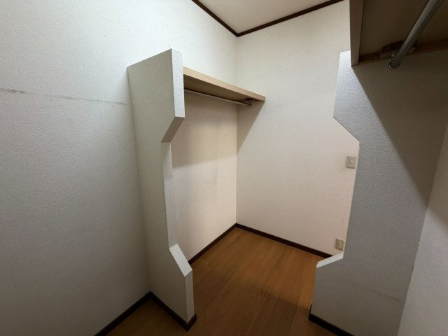 ウォークインクローゼットあります