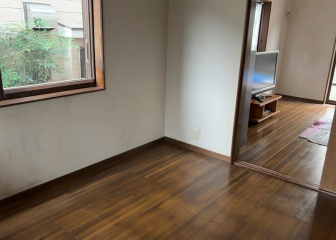 ダイニングにはダイニングテーブルセットなどを置くことが多く、間取りにおいて「D」と略記されますが、食事を作るときの作業場として使用したり、朝食を食べたりするときだけに使われるケースも少なくありません。