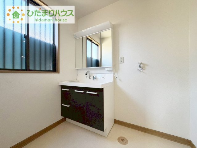 シンプルで使い勝手の良い独立洗面台！