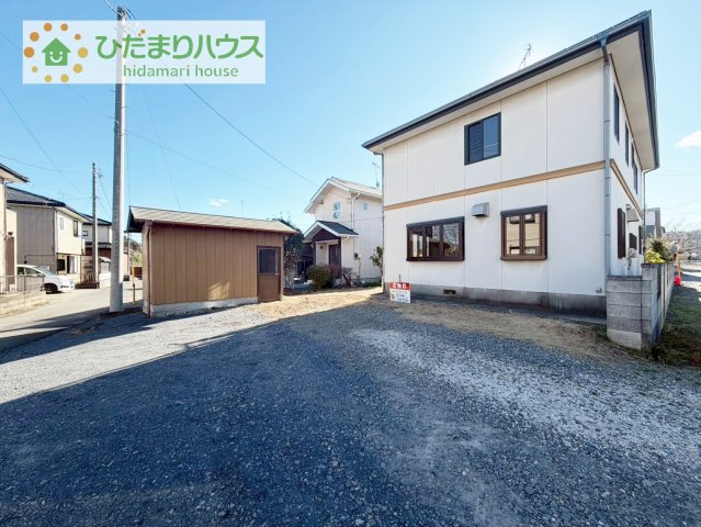 120坪超えの敷地では駐車もラクラク♪洗車なども余裕で出来る広さです！！