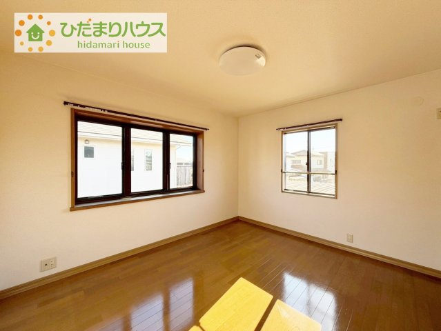 木の温もりがやさしいフローリング♪