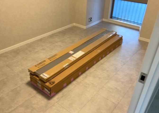 洋室のメリットは重い家具が置きやすく、身の回りが整理しやすいことです。　床がフローリングのため畳とは異なり凹みにくいです。　クローゼットなど収納が豊富で、普段使わない旅行カバンや服の整頓も簡単にです。
