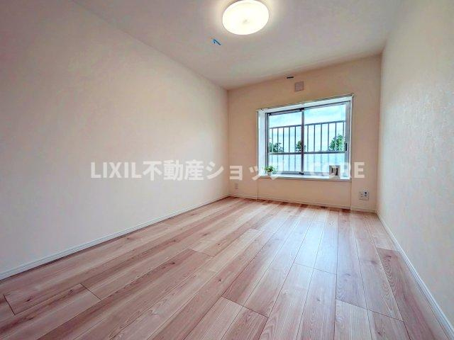 居室となる空間には毎日しっかりと光が差し込みます。明るい室内になっております！