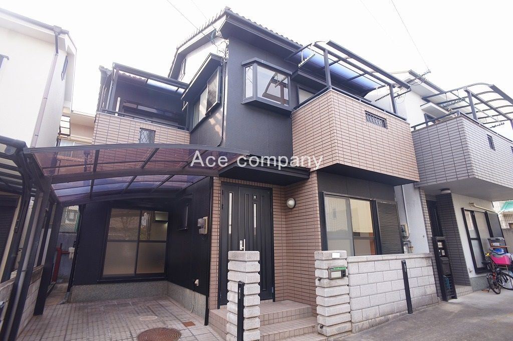 外観：327002196314