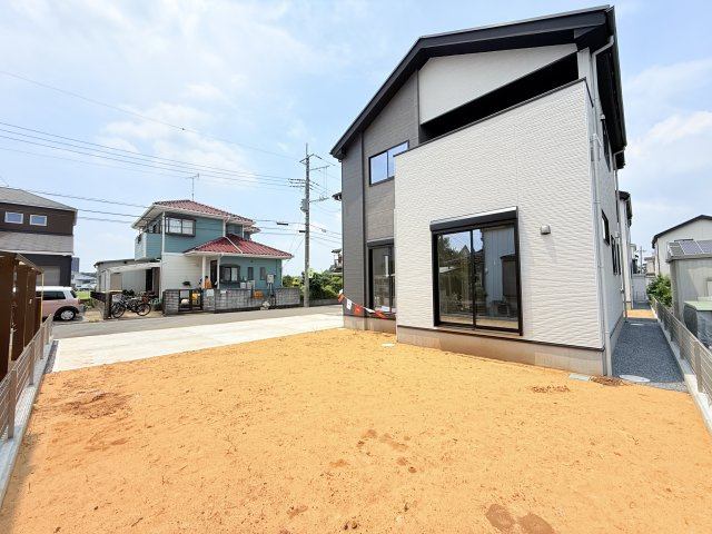 実際に現地で周辺環境や街並み、近隣のスーパーや通学路の安全性、病院、公園・・・など生活のイメージをご確認ください！