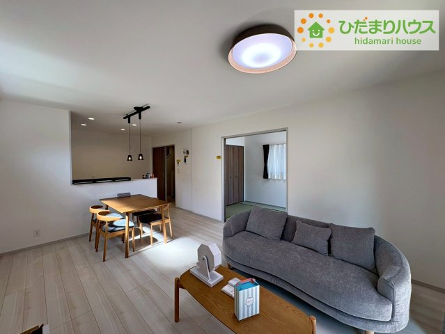 家具がすでについているのでそのまま住めます♪